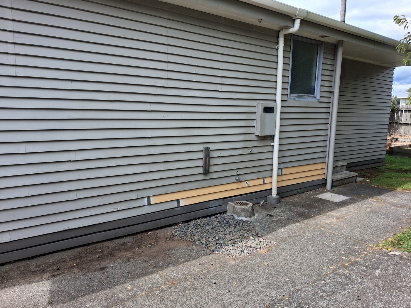 Weatherboard replacements by RNR Homes